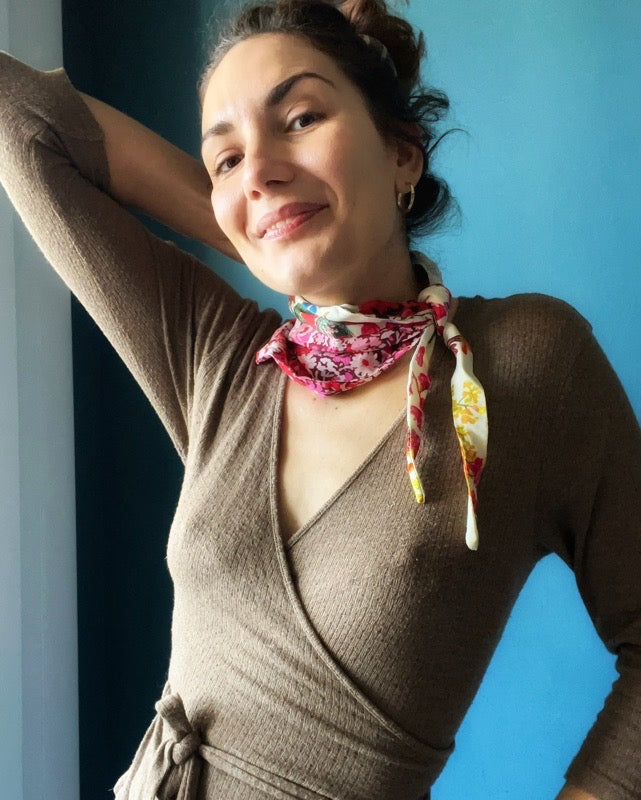 Foulard Vale in viscosa fiorato bicolore