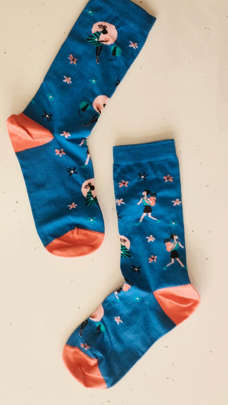 Calzini Women Thinking