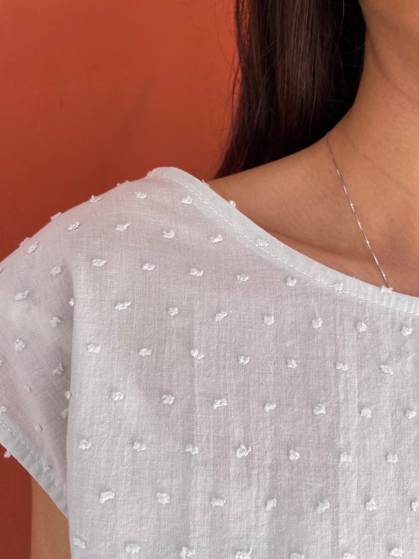 Blusa Emily in plumetis di cotone menta