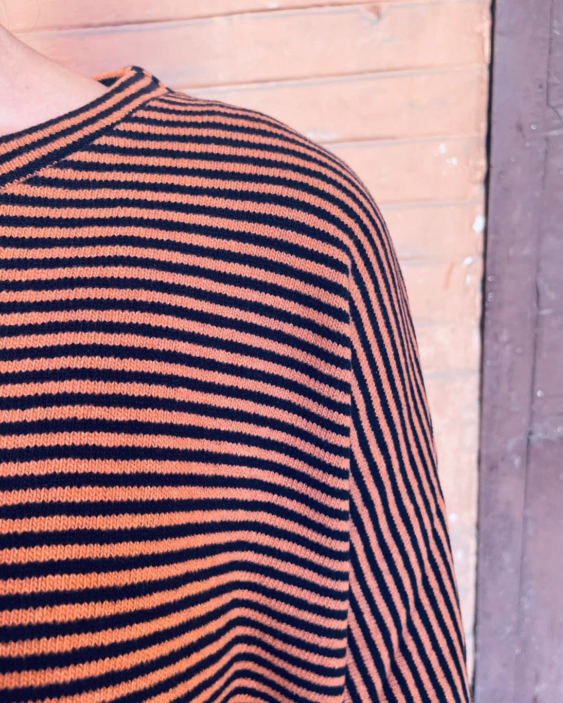 Maglia Ayaka righine Arancio e nero