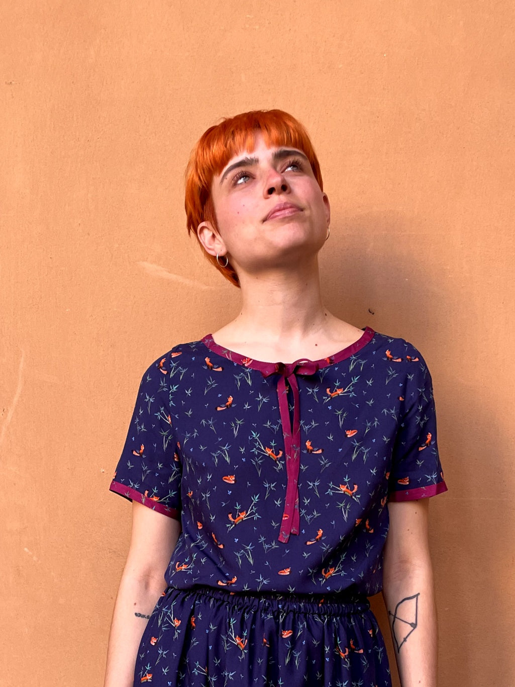 Blusa Cindy blu panda rosso