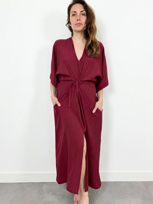 Dea abito in seta bordeaux