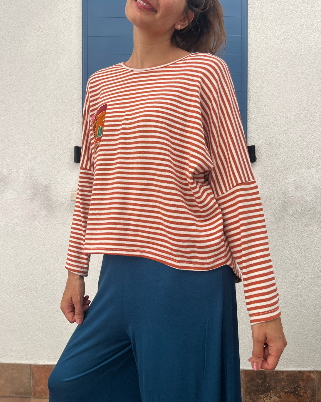 Maglia Tsuki panna e curcuma a righe
