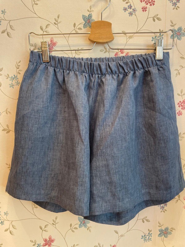 Shorts in lino azzurro