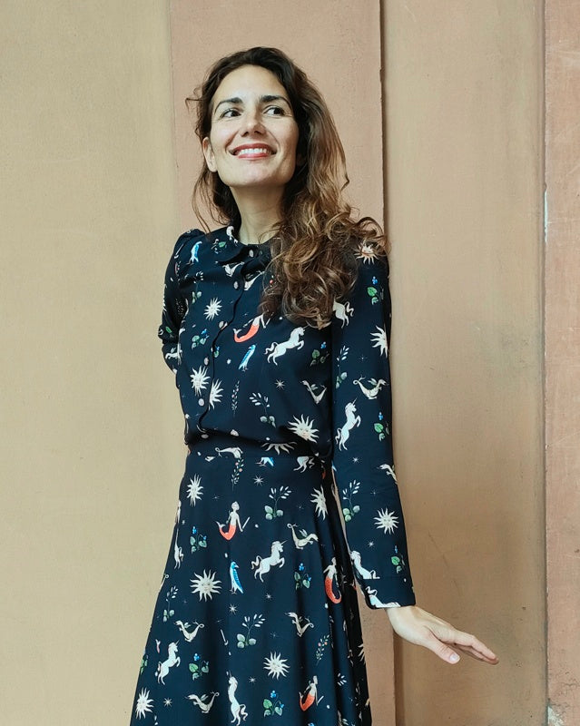 Camicetta fantasia bestiario alchemico in viscosa